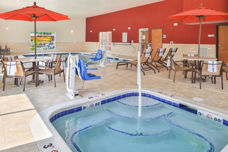 Hotel Holiday Inn Express & Suites Ironton