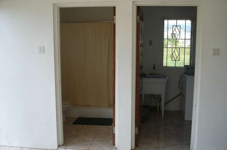 Hotel Treasure Bay Guesthouse