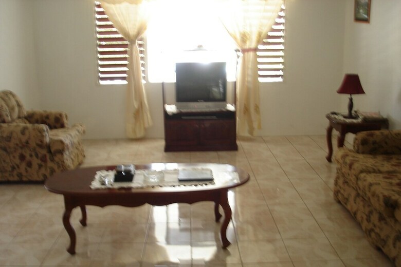 Hotel Treasure Bay Guesthouse