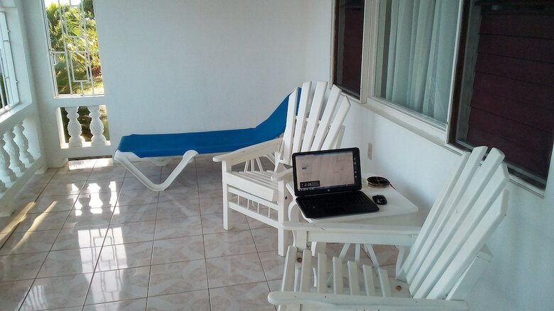 Hotel Treasure Bay Guesthouse