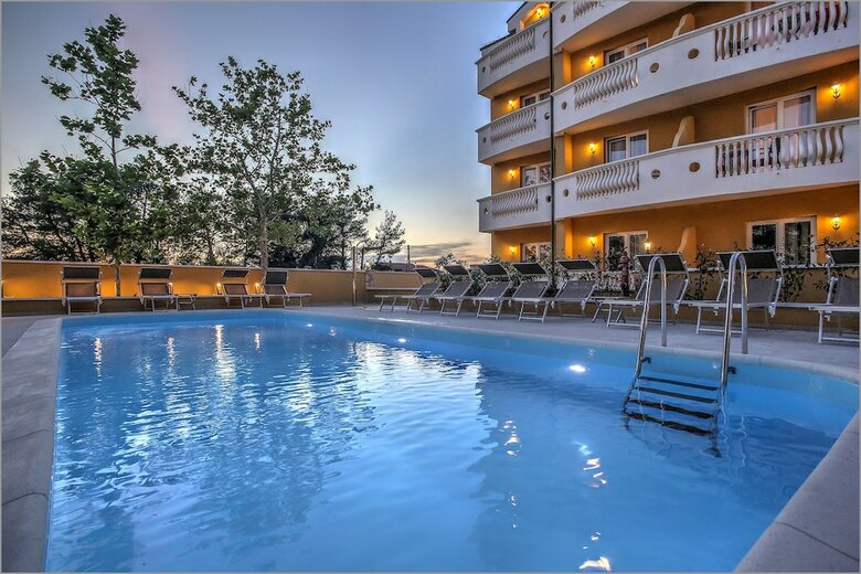 Aparthotel Zaton