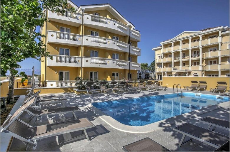 Aparthotel Zaton