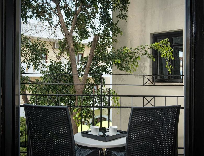 Indigo Inn Hotel