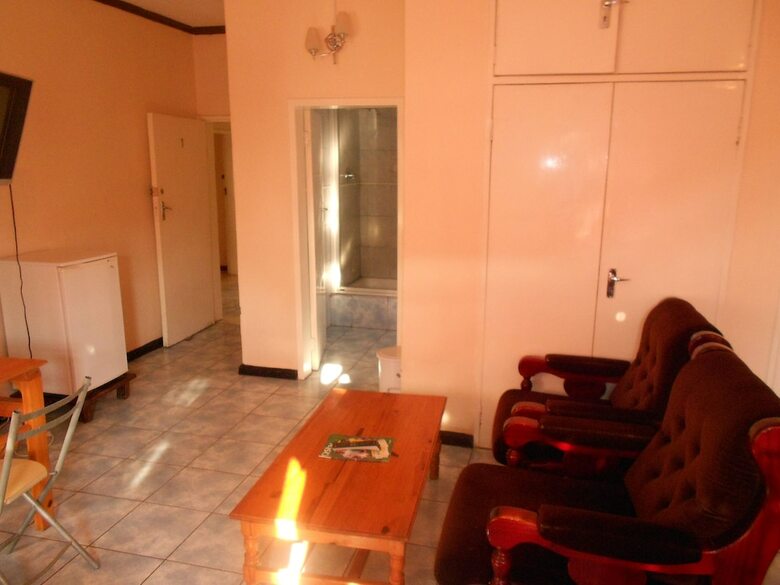 Hotel Wane Guest Lodge