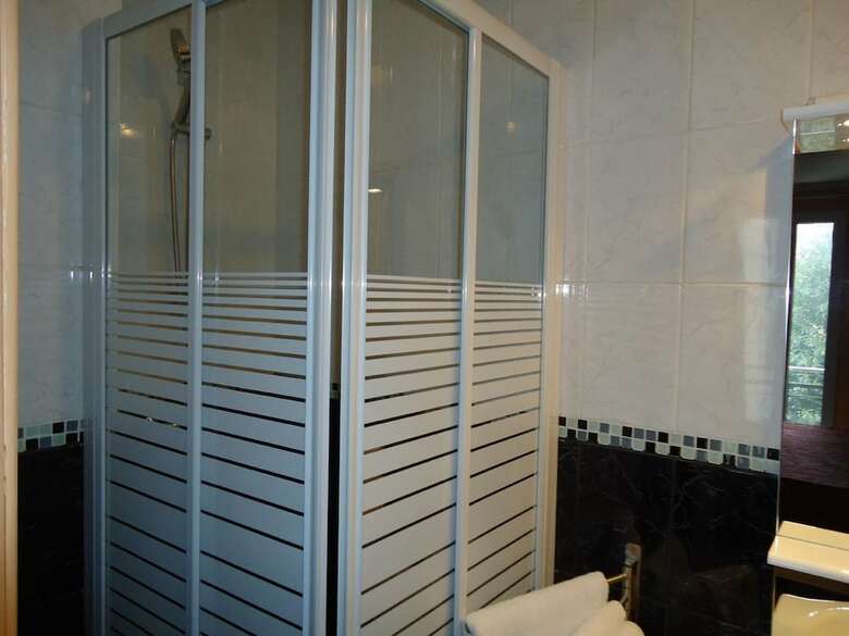 Hotel Hipotel Paris Gambetta Republique