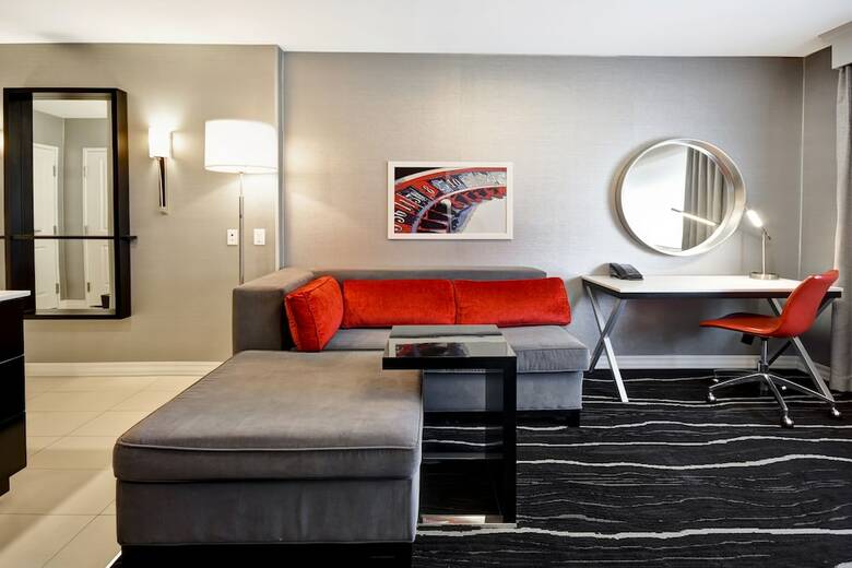 Hotel Doubletree By Hilton Deadwood At Cadillac Jack's