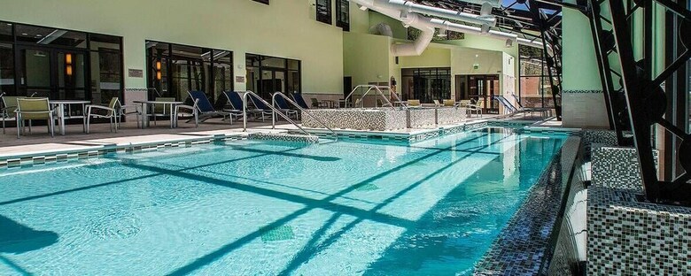Hotel Doubletree By Hilton Deadwood At Cadillac Jack's