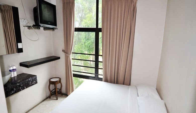 New Town Hotel