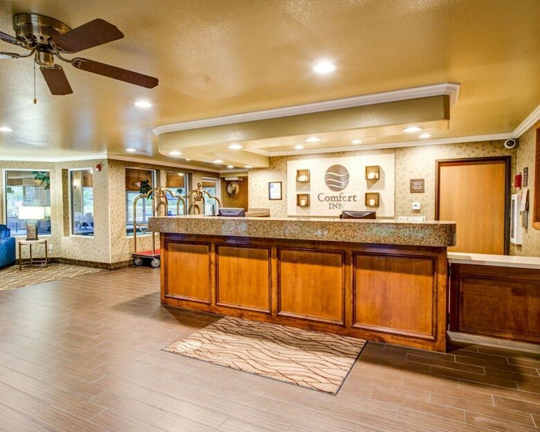 Hotel Comfort Inn Fontana