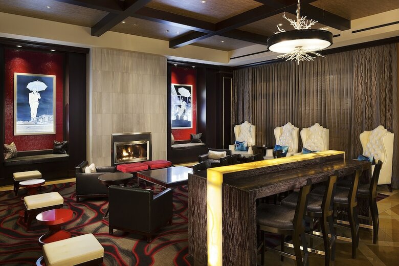 Juniper Hotel Cupertino, Curio Collection By Hilton