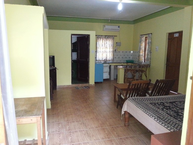 Hotel Albenjoh Guesthouse