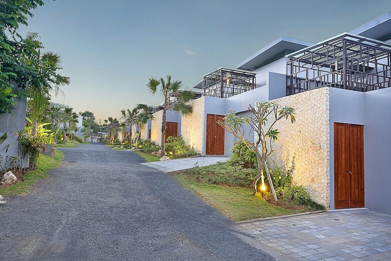 Garden Bay View Villas Nusa Dua