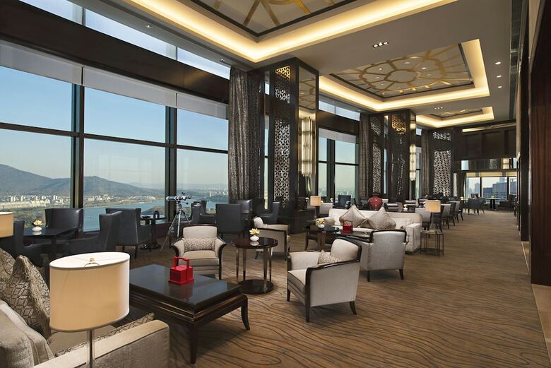 Shangri-la Hotel Nanjing