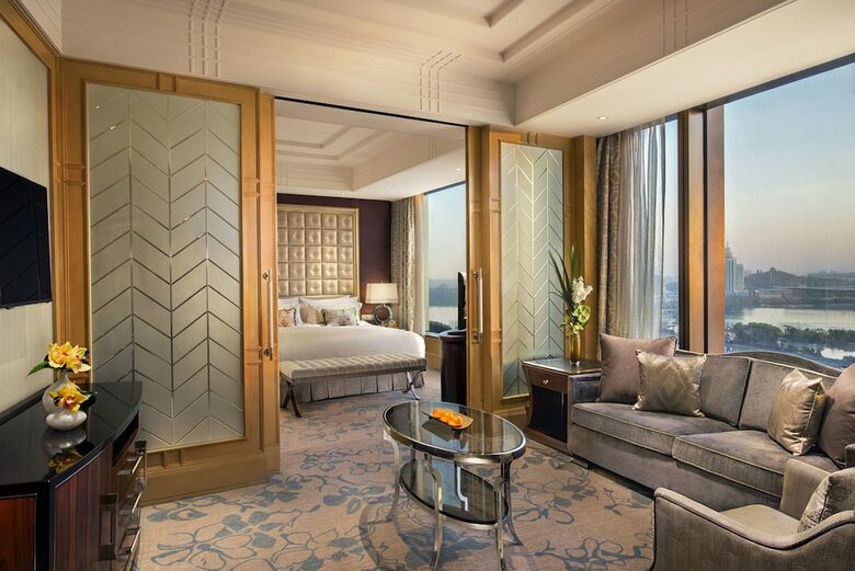 Shangri-la Hotel Nanjing