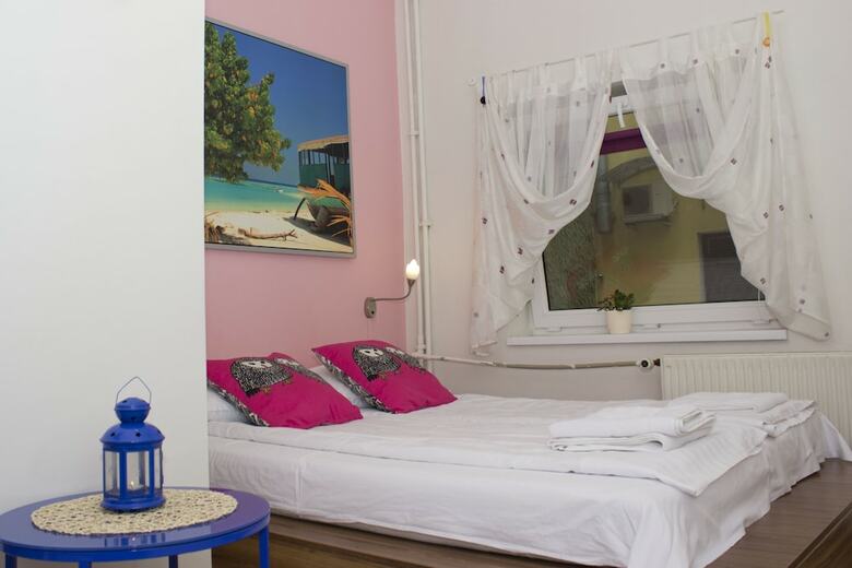 Hostal Warsaw Downtown Hostel