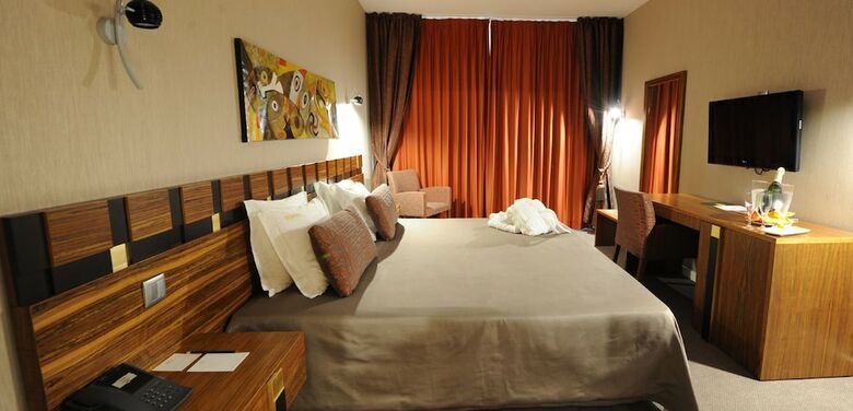 Hotel Ekuikui I