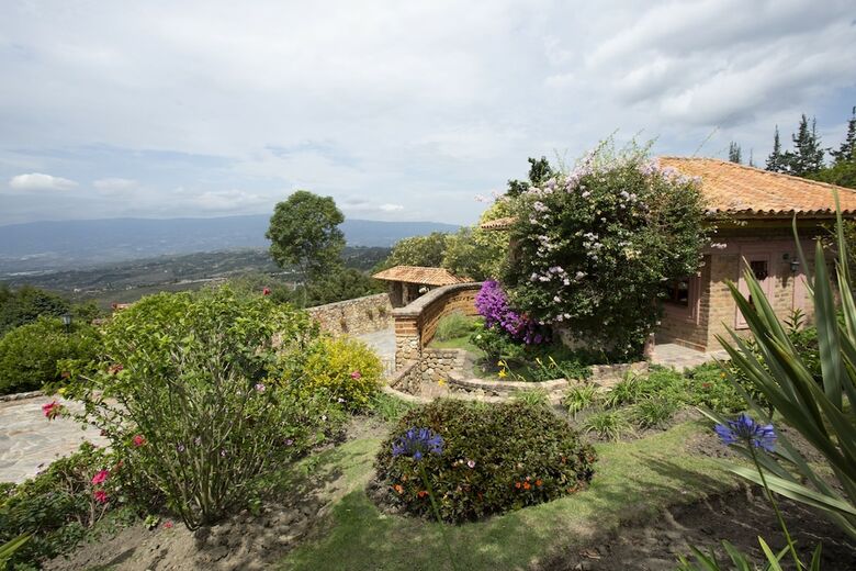 Hotel La Primavera Suites & Casas Campestres