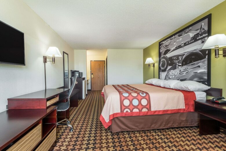 Motel Super 8 By Wyndham Cloverdale