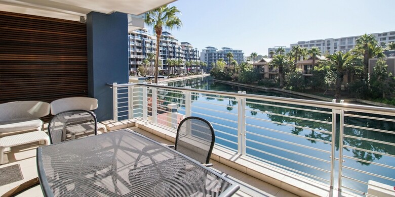 Apartamentos Waterfront Village