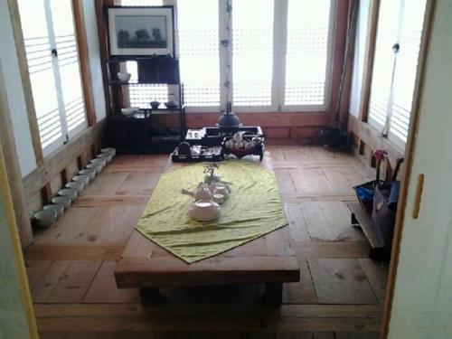 Hostal Korean Traditional House - Chungnokdang