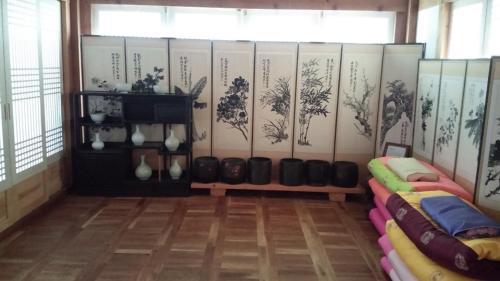 Hostal Korean Traditional House - Chungnokdang