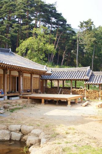 Hostal Korean Traditional House - Chungnokdang