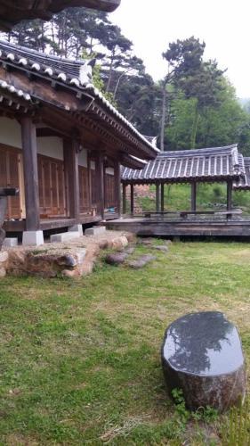 Hostal Korean Traditional House - Chungnokdang