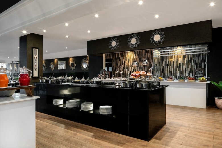 Hotel Four Points By Sheraton Dar Es Salaam New Africa