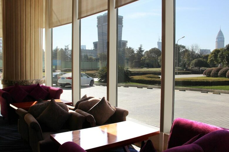 Oriental Riverside Hotel - Shanghai Int'l Convention Center