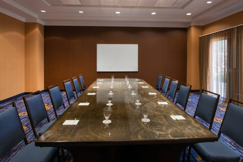 Hotel Courtyard By Marriott Newark Silicon Valley