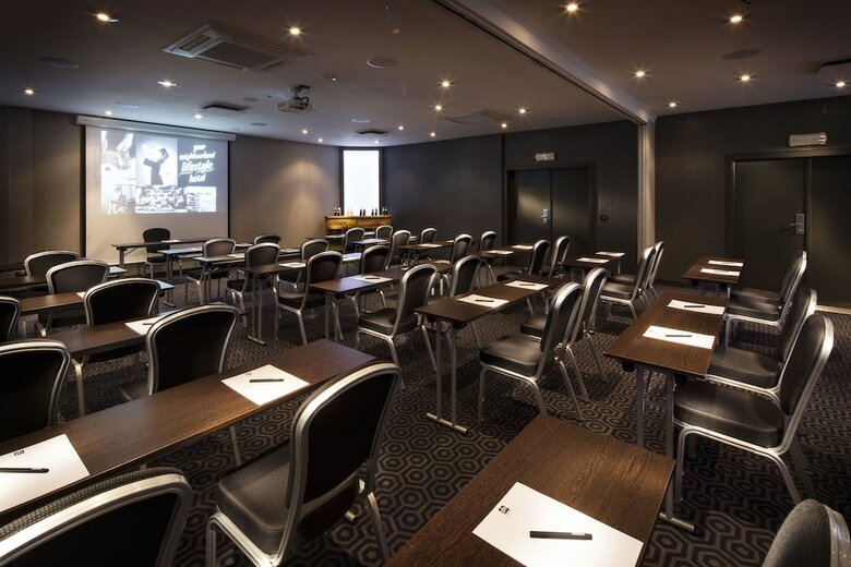 Pentahotel Paris Charles de Gaulle Airport