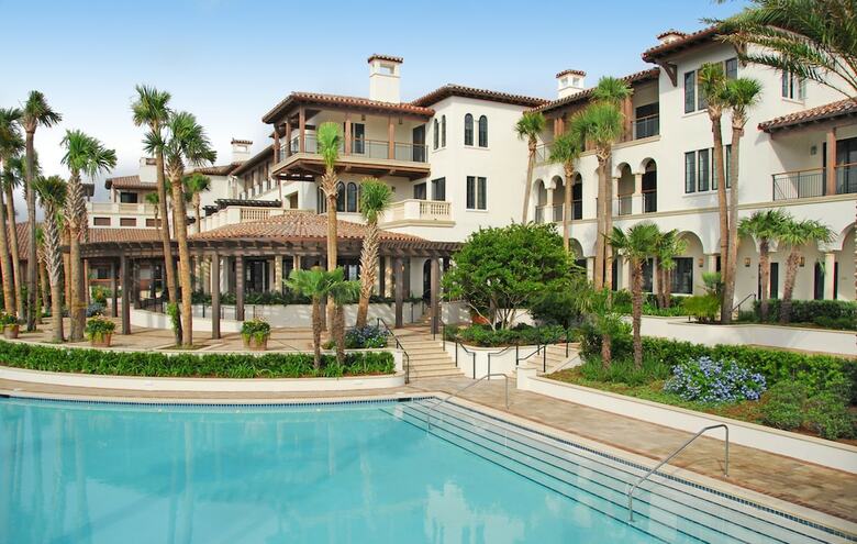 Hotel The Cloister
