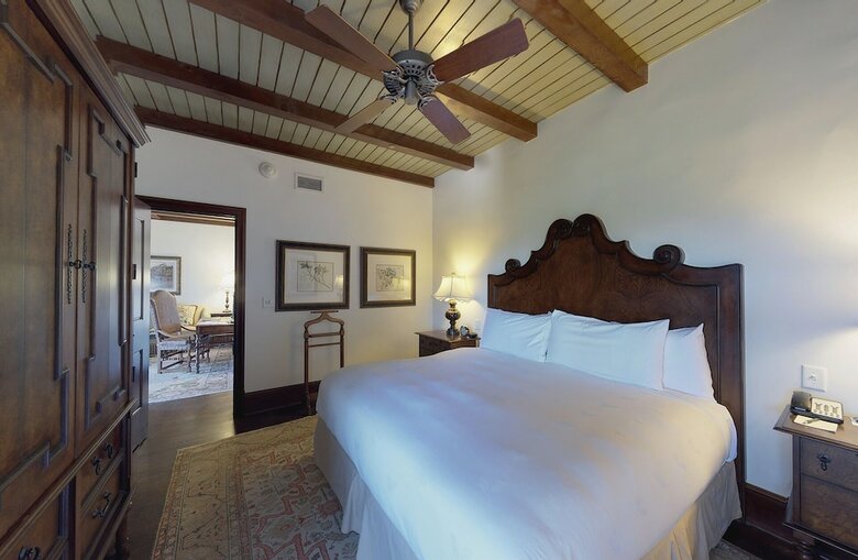 Hotel The Cloister