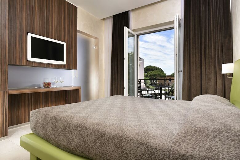 Hotel Isola Sacra Rome Airport