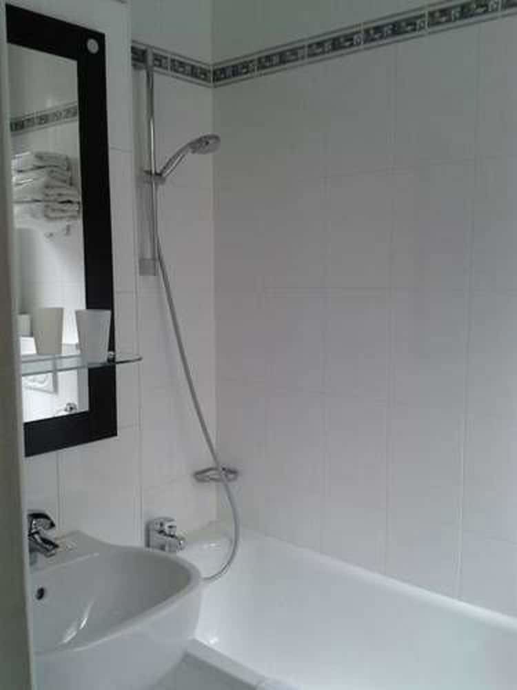 Hotel Hipotel Lilas Gambetta
