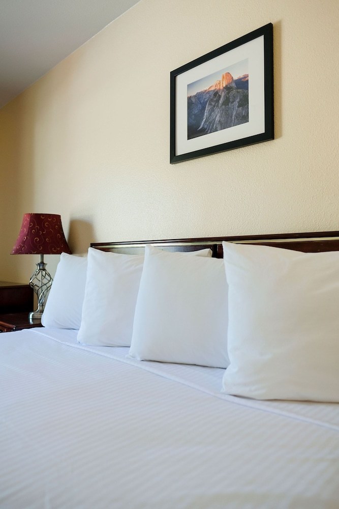 Hotel Monarch Inn