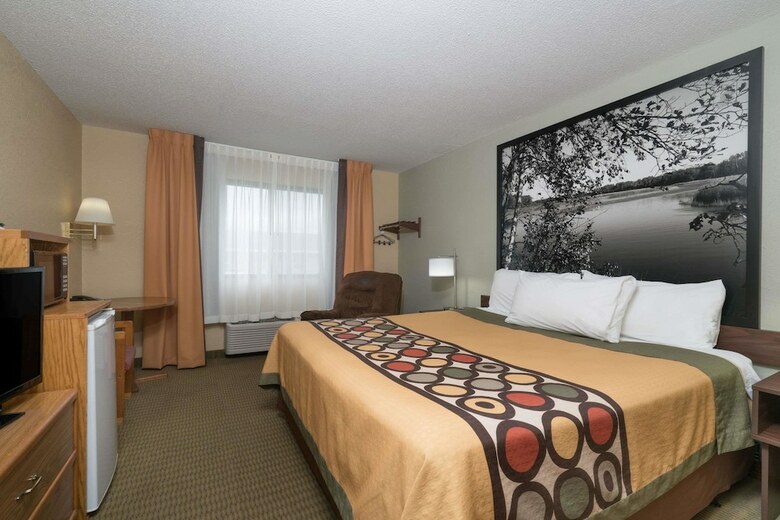 Hotel Super 8 By Wyndham Alexandria Mn