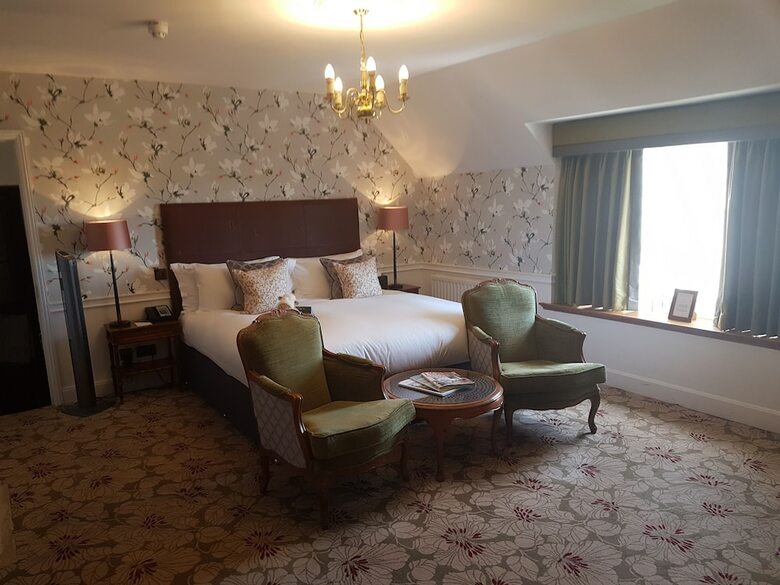 Hotel South Lodge