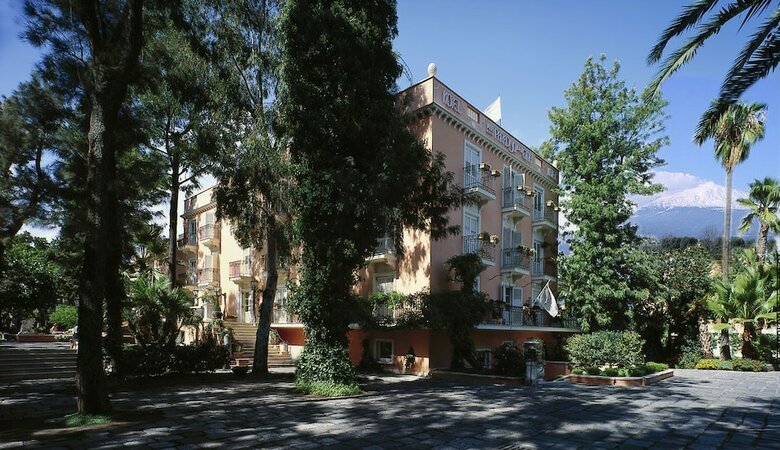 Hotel Villa Paradiso Dell'etna