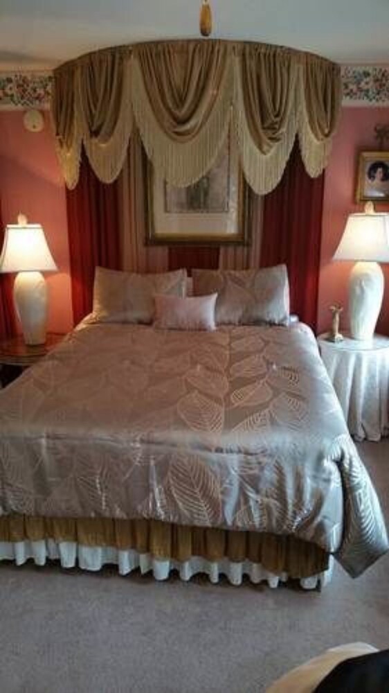 The Bridgeford House Bed & Breakfast