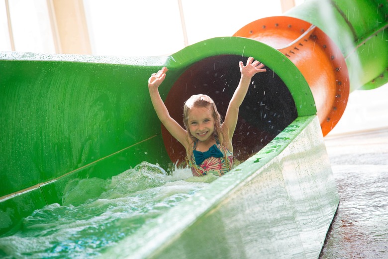 Hotel Crown Reef Beach Resort And Waterpark