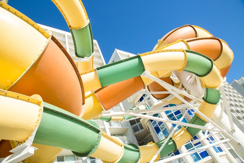 Hotel Crown Reef Beach Resort And Waterpark