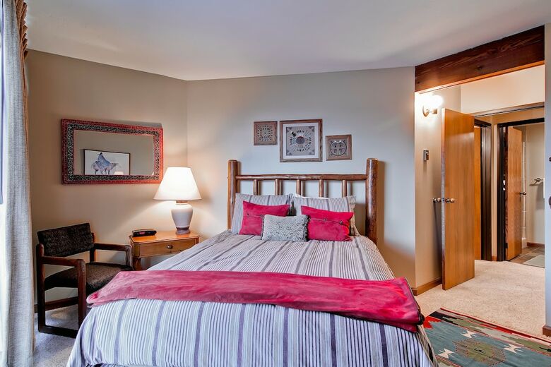 Bronze Tree Condominiums By Steamboat Resorts
