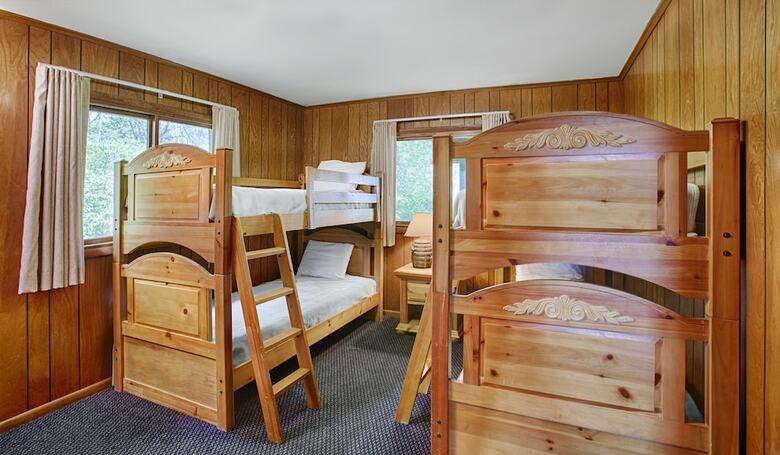 Hotel Deer Creek Lodge & Conference Center