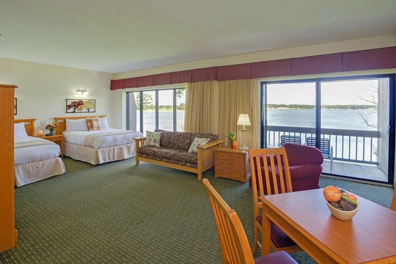 Hotel Deer Creek Lodge & Conference Center