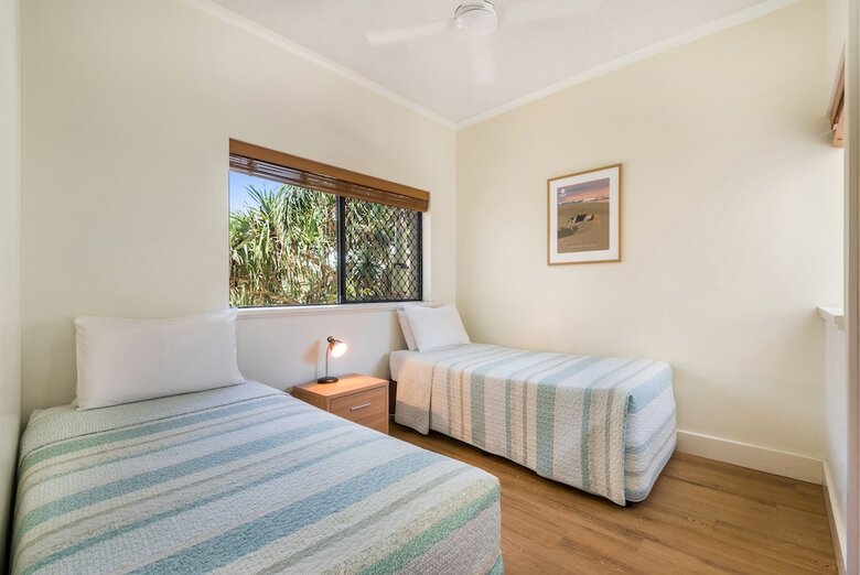 Apartamentos Mirra Chana