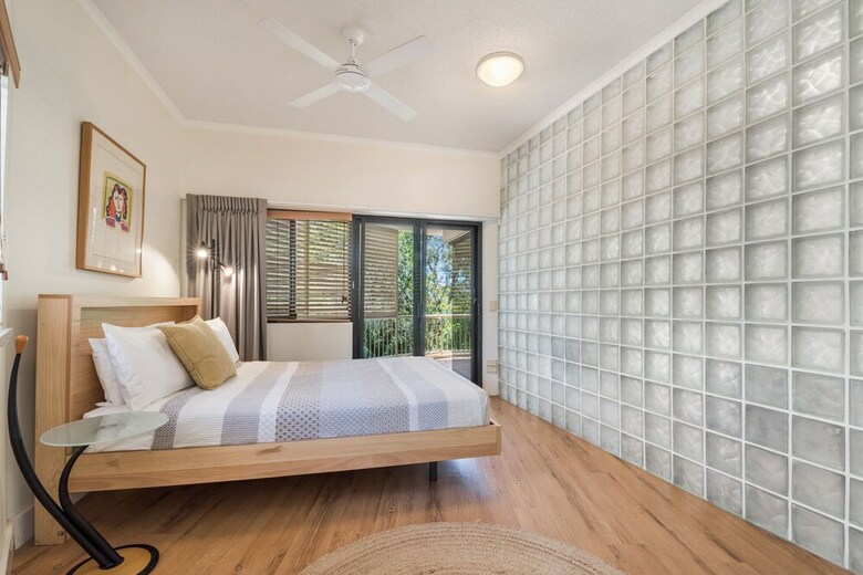 Apartamentos Mirra Chana
