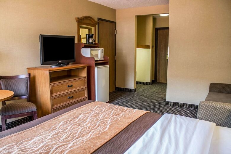 Hotel Comfort Inn East