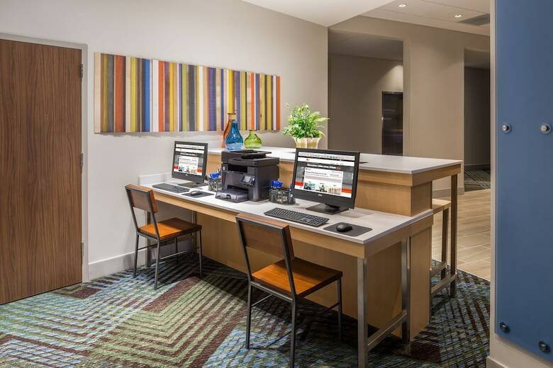 Hotel Holiday Inn Express & Suites Edwardsville