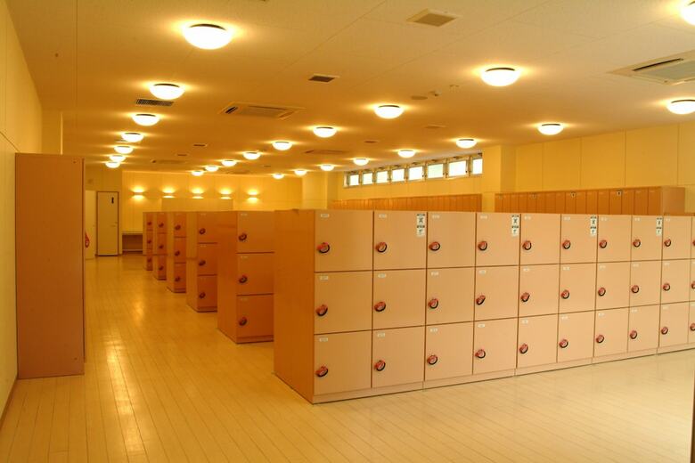 Hostal Hidamarinoyu Flop House - Hostel